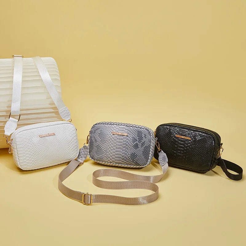 WanderTote Women Bag